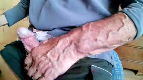 Snapshot of mookie2 chatting on 10.22.25 mookie2 online show from 10.22.25