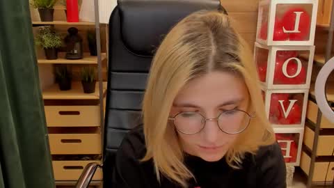 Katrin online show from 02.28.25