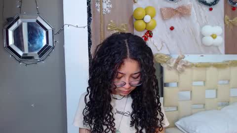 moon_and_fire_ online show from 12.17.25