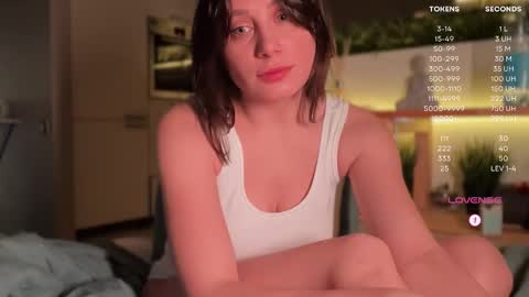 Luna  online show from 12.04.25