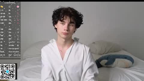 moon_gloww online show from 02.11.26