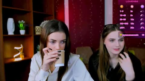 moon-shine25 online show from 11.05.25