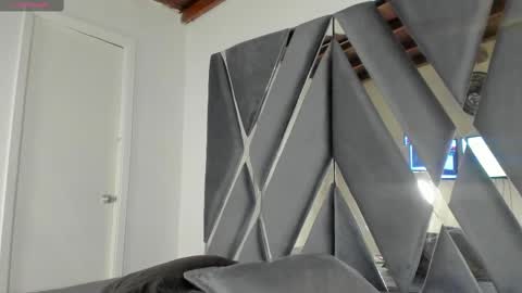 Luna  online show from 02.25.25