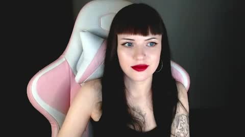  sophie  online show from 04.19.26