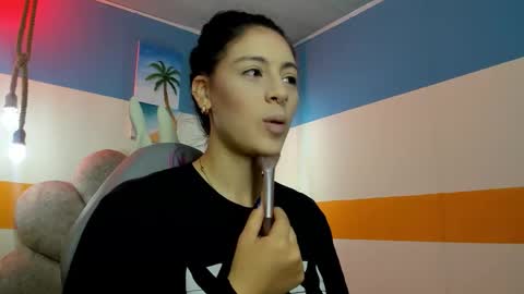 Winy online show from 10.31.25