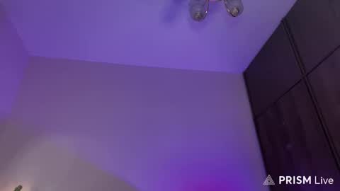 Snapshot of mooncinna chatting on 10.05.25 Cinna online show from 10.05.25