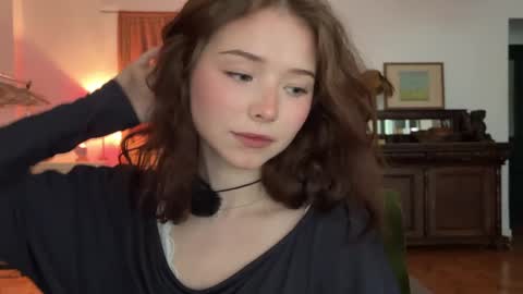 Snapshot of moonfaced_ chatting on 05.24.26 Ann online show from 05.24.26