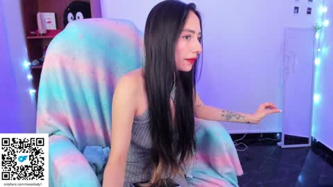 MOON  online show from 01.19.25