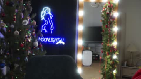Snapshot of moonlight4u chatting on 12.22.24 Jane online show from 12.22.24