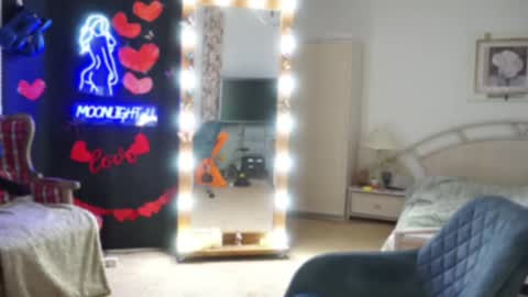 Snapshot of moonlight4u chatting on 02.14.25 Jane online show from 02.14.25