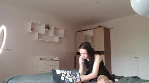moonlightpoison online show from 05.18.26