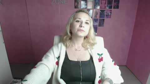 Susanna online show from 05.09.26