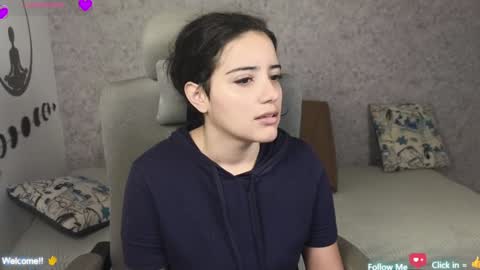 Moon Woman online show from 01.03.25
