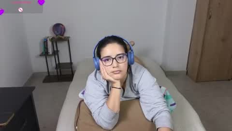 Snapshot of moonwoman_ chatting on 07.14.26 Moon Woman online show from 07.14.26