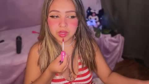 Snapshot of moonxxvelvet chatting on 02.26.26 moonxxvelvet online show from 02.26.26