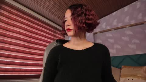 Michelle online show from 01.04.25