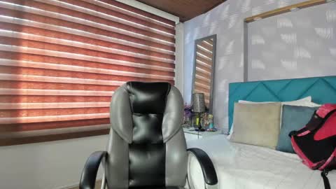 Michelle online show from 01.10.25