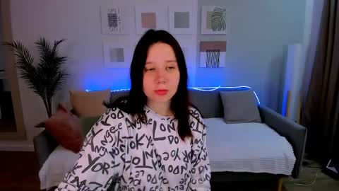 Snapshot of mooonlightsky chatting on 04.22.26 Charli online show from 04.22.26