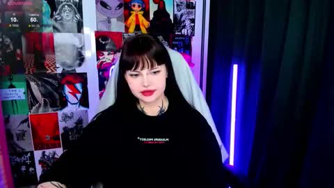 Snapshot of morana_batt chatting on 09.27.25 Morana online show from 09.27.25