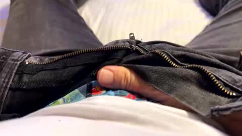 Snapshot of moreletii chatting on 11.05.25 Me online show from 11.05.25