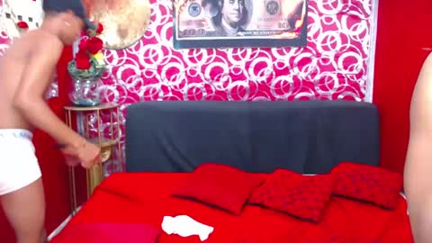 Snapshot of morenoblack23cm chatting on 10.02.25 duohot23 online show from 10.02.25