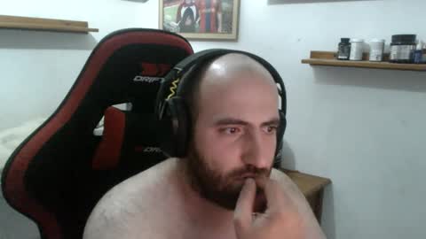 Snapshot of morenoch19 chatting on 09.26.25 alejo online show from 09.26.25