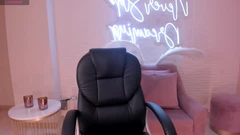 Morgan Hicks online show from 01.16.25