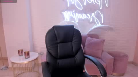 Morgan Hicks online show from 01.17.25