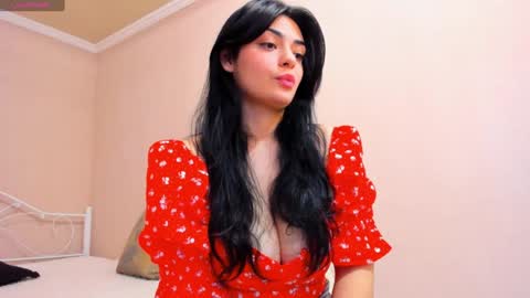 Snapshot of moroccan_diamond_ chatting on 12.12.24 Medina online show from 12.12.24
