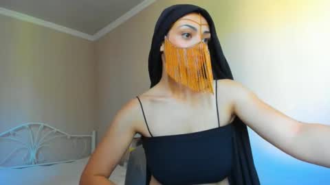 Snapshot of moroccan_diamond_ chatting on 07.10.26 Medina online show from 07.10.26