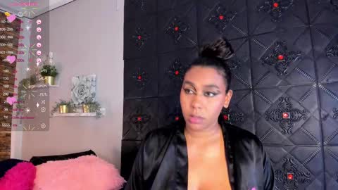 Snapshot of morochaa_fire chatting on 12.02.24 Morocha online show from 12.02.24