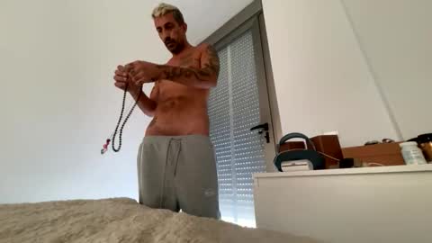 morris_bi69 online show from 11.26.25