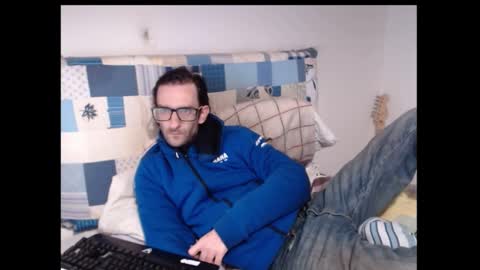 Adam online show from 03.11.25