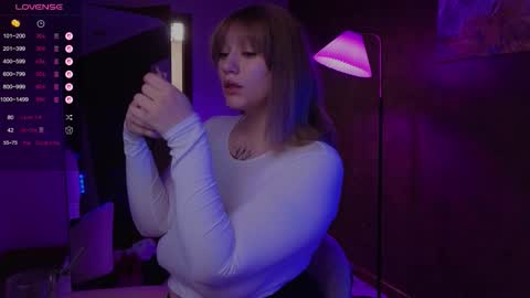 Snapshot of morvelyn chatting on 10.14.25 morvelyn online show from 10.14.25