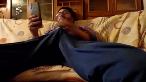 Snapshot of mospeleu chatting on 12.09.24 Nomadu online show from 12.09.24