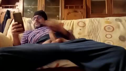 Snapshot of mospeleu chatting on 01.02.25 Nomadu online show from 01.02.25