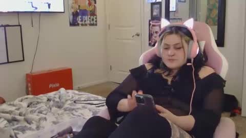 Snapshot of mothersicarius chatting on 02.02.25 sicarius online show from 02.02.25