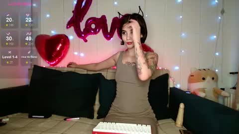 Snapshot of moto_ponchik chatting on 02.11.25 Kris online show from 02.11.25