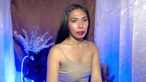 Snapshot of mouiline_rouge69 chatting on 02.05.25 mouiline_rouge69 online show from 02.05.25