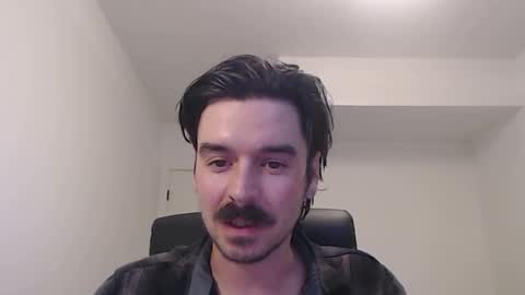 Snapshot of moustachematt chatting on 06.03.26 moustachematt online show from 06.03.26