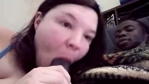 Snapshot of movesmoney030 chatting on 11.19.25 movesmoney030 online show from 11.19.25