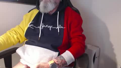 Snapshot of mr_boombastic2021 chatting on 10.10.25 mr_boombastic2021 online show from 10.10.25