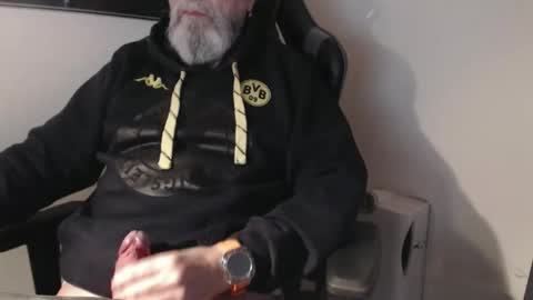 Snapshot of mr_boombastic2021 chatting on 11.08.25 mr_boombastic2021 online show from 11.08.25