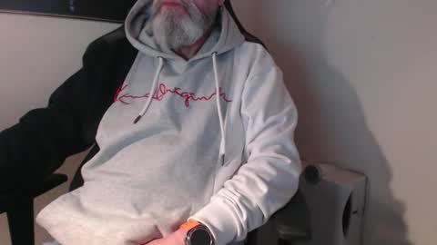 Snapshot of mr_boombastic2021 chatting on 11.14.25 mr_boombastic2021 online show from 11.14.25