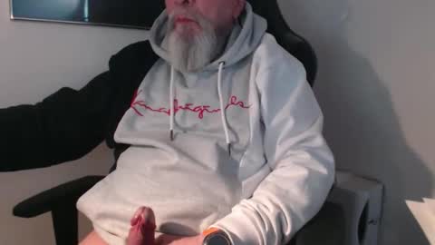 Snapshot of mr_boombastic2021 chatting on 04.02.26 mr_boombastic2021 online show from 04.02.26