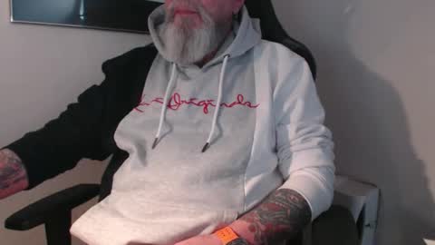 Snapshot of mr_boombastic2021 chatting on 04.04.26 mr_boombastic2021 online show from 04.04.26