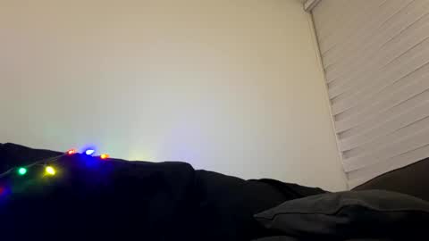 Snapshot of mr_deep1 chatting on 12.07.24 James online show from 12.07.24