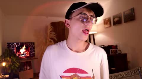 Mr Evans online show from 10.22.25