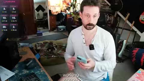 Snapshot of mr_foxxy chatting on 02.06.25 ninko online show from 02.06.25