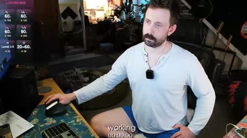 Snapshot of mr_foxxy chatting on 02.06.25 ninko online show from 02.06.25